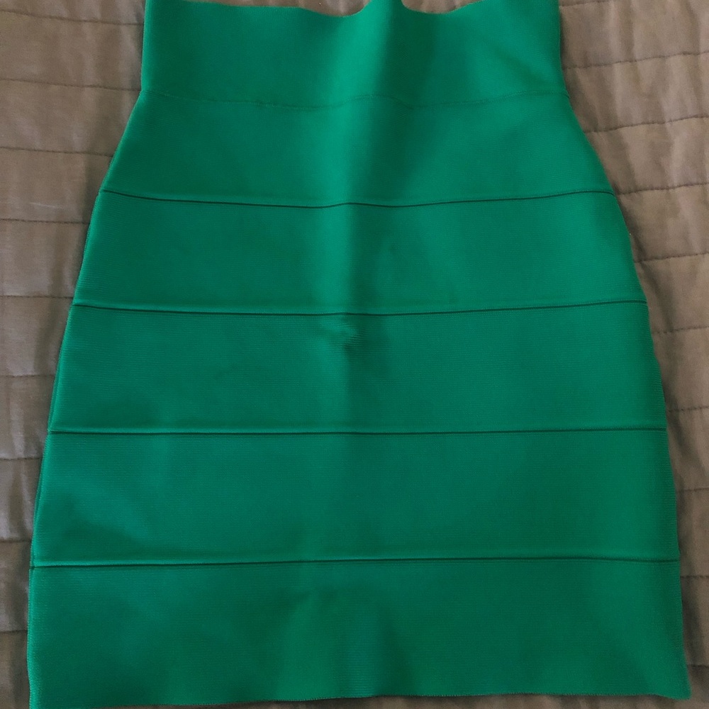 Bcbg max bandage skirt